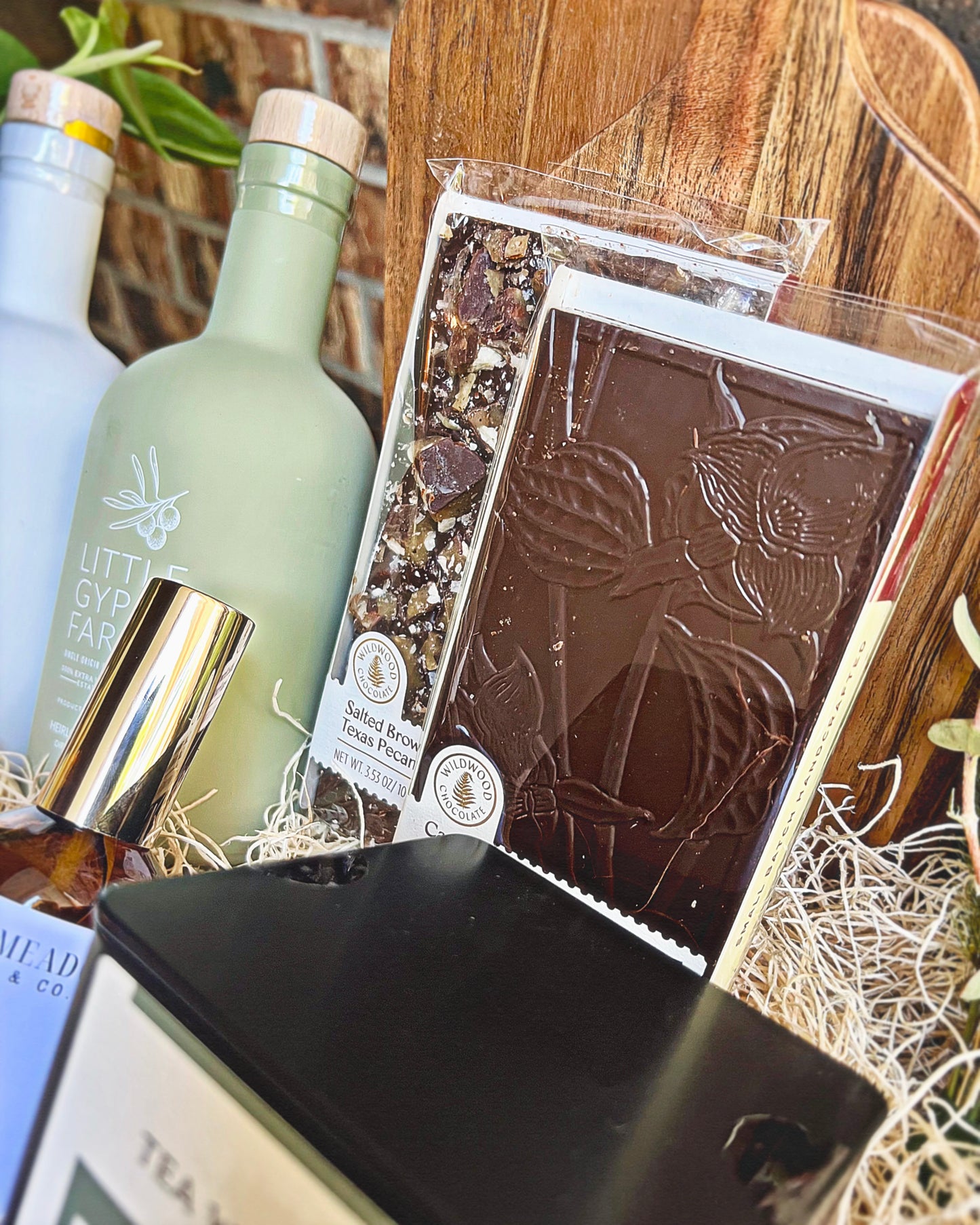 Botanical Welcome Basket